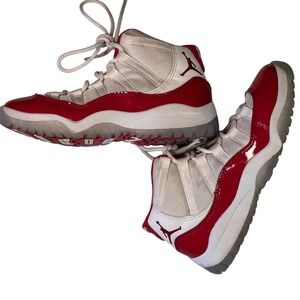 Nike Air Jordan 11 Retro Cherry White Red Patent Leather Youth GS Shoes 1Y EUC